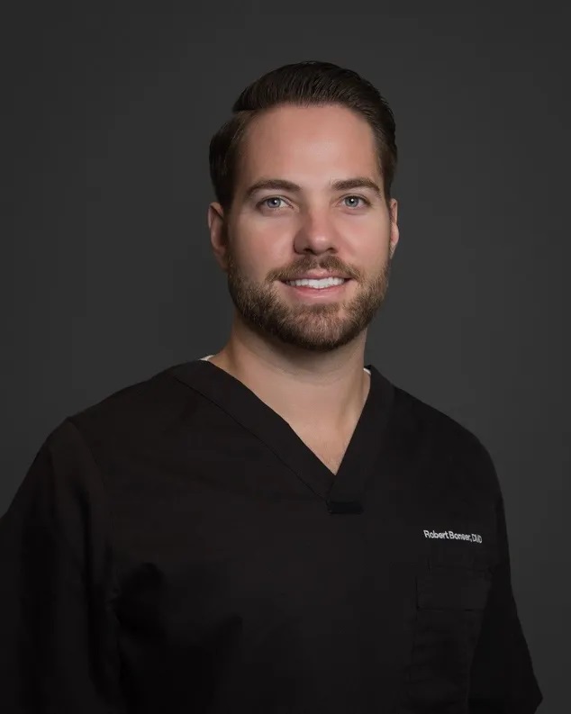 Dr. Robert Bonner, smiling headshot.